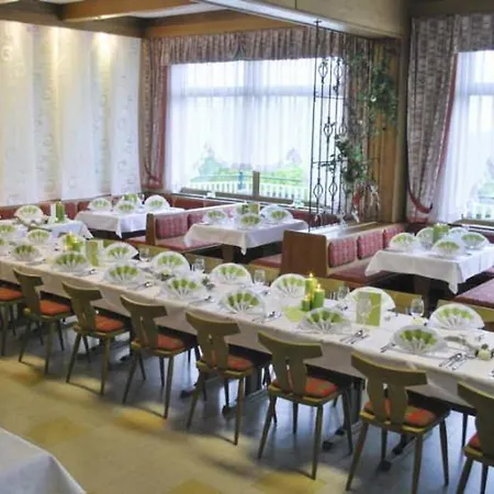 Gaestehaus Groeblacher Guest house 3*